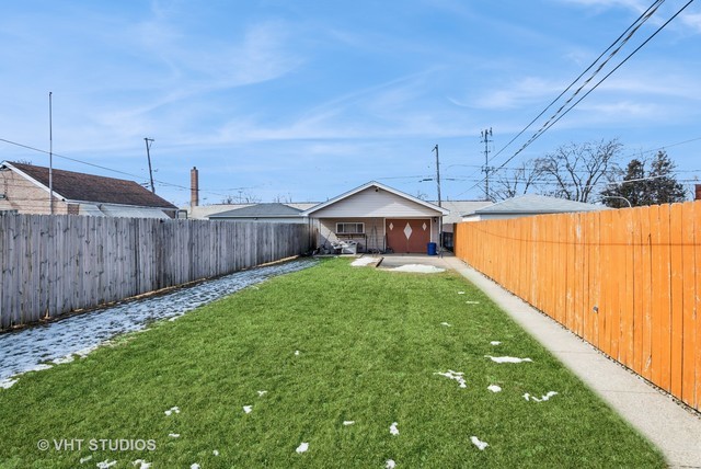 6004 S Kolmar Avenue