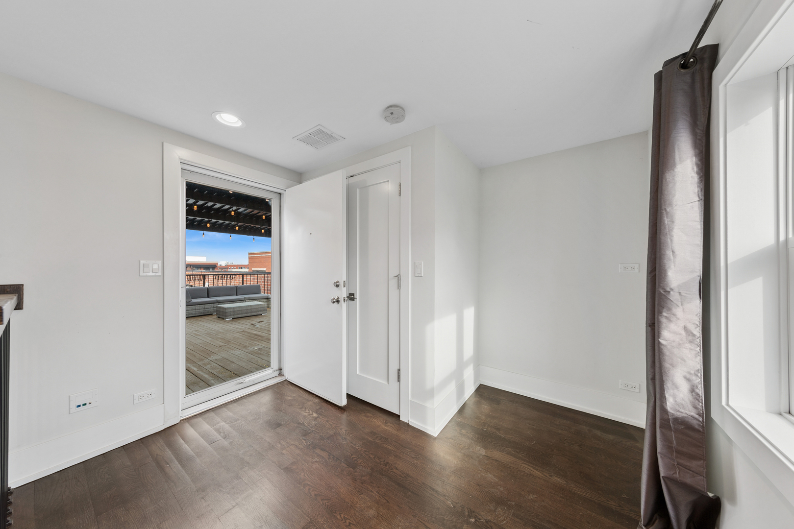 2018 W LeMoyne Street Unit: 3E