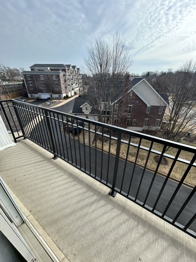 446 Mcdaniels Circle Unit: 401