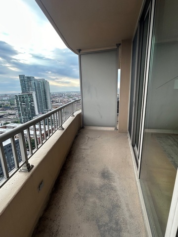 200 N Jefferson Street Unit: 2302