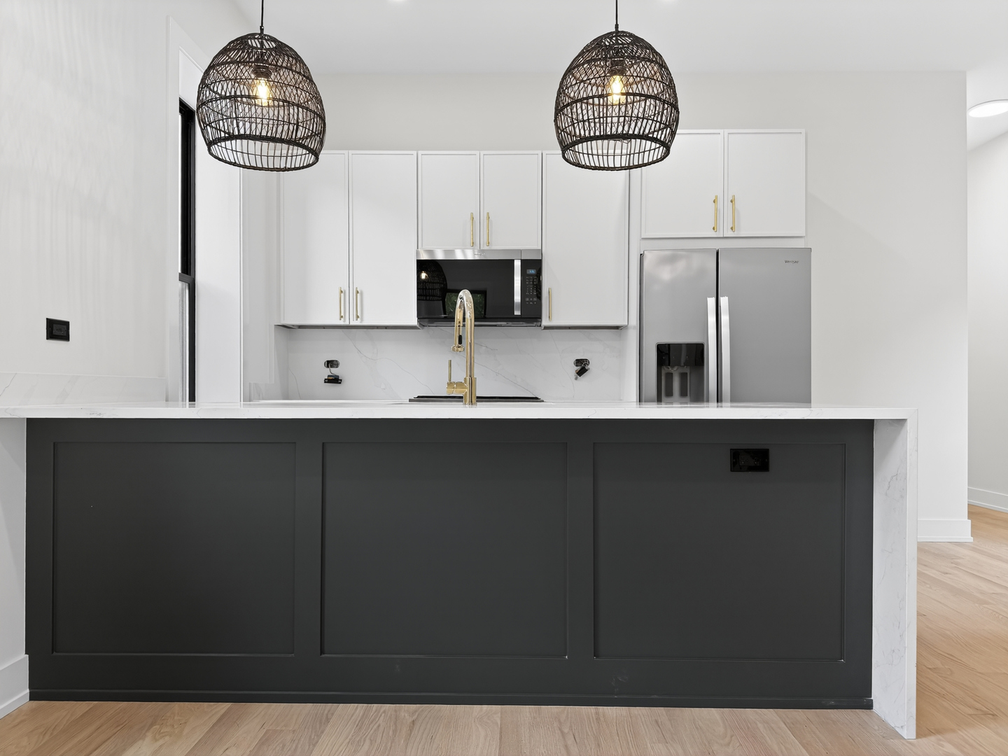 1416 N Maplewood Avenue Unit: 1