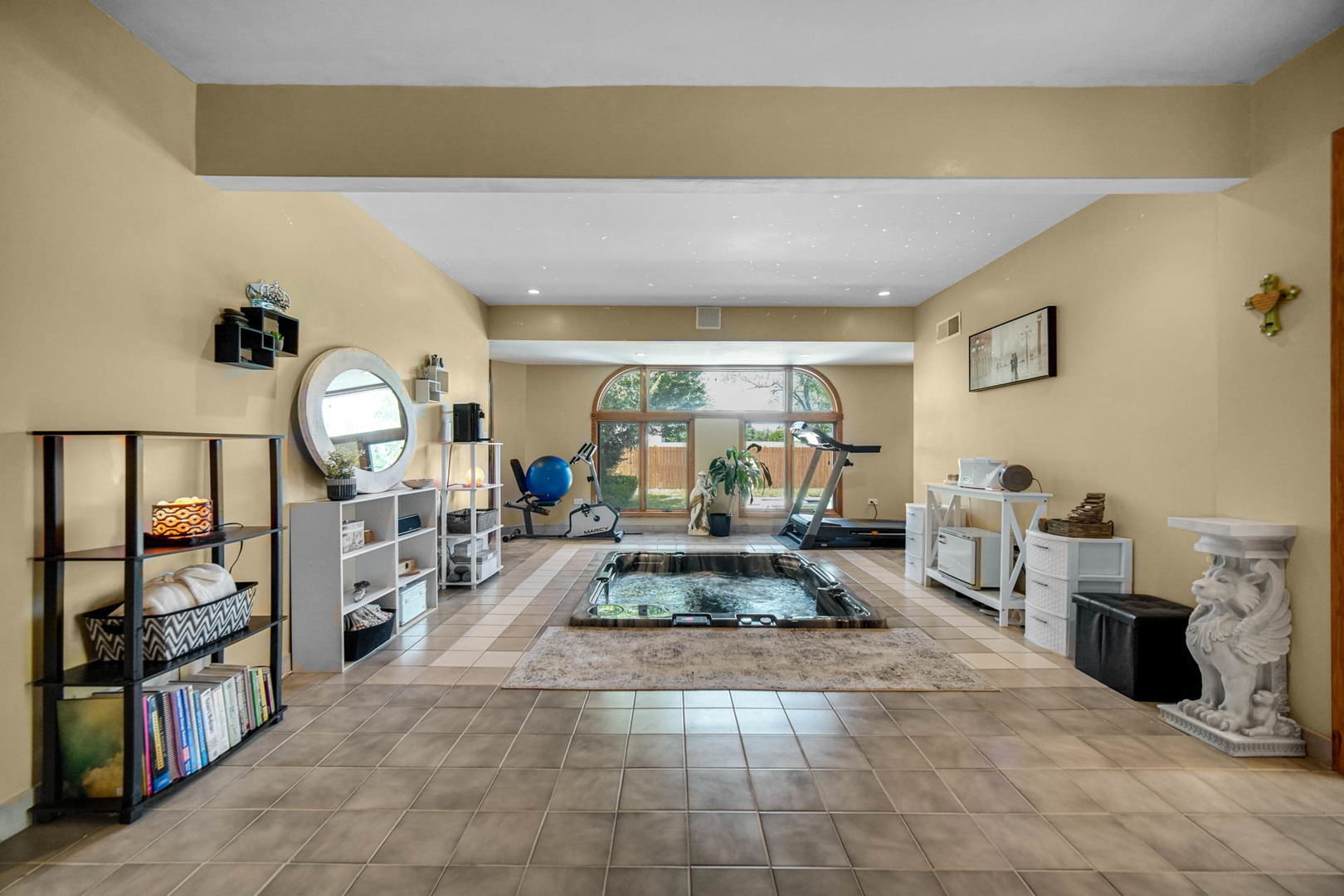 7140 W Pauling Road