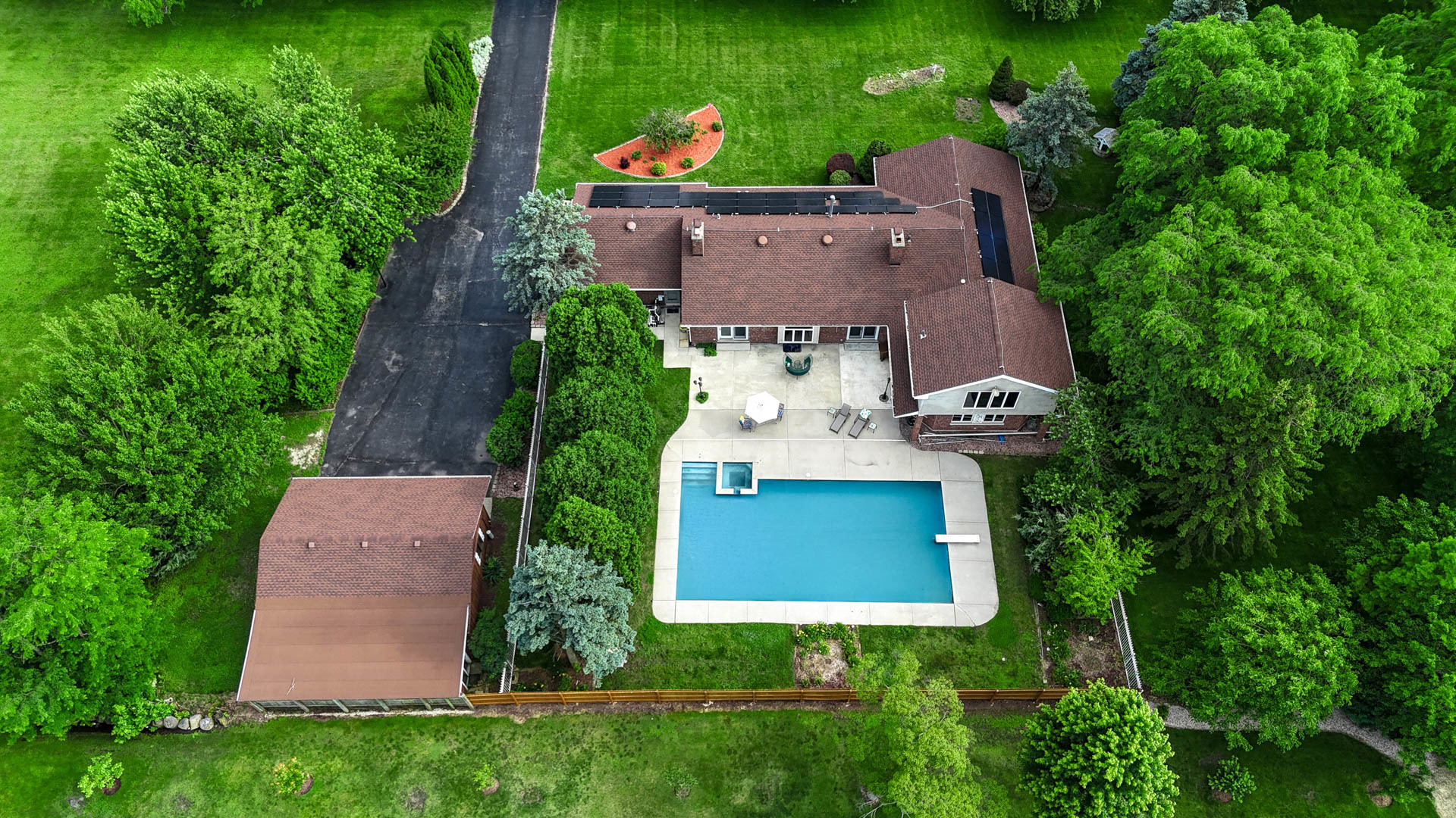7140 W Pauling Road
