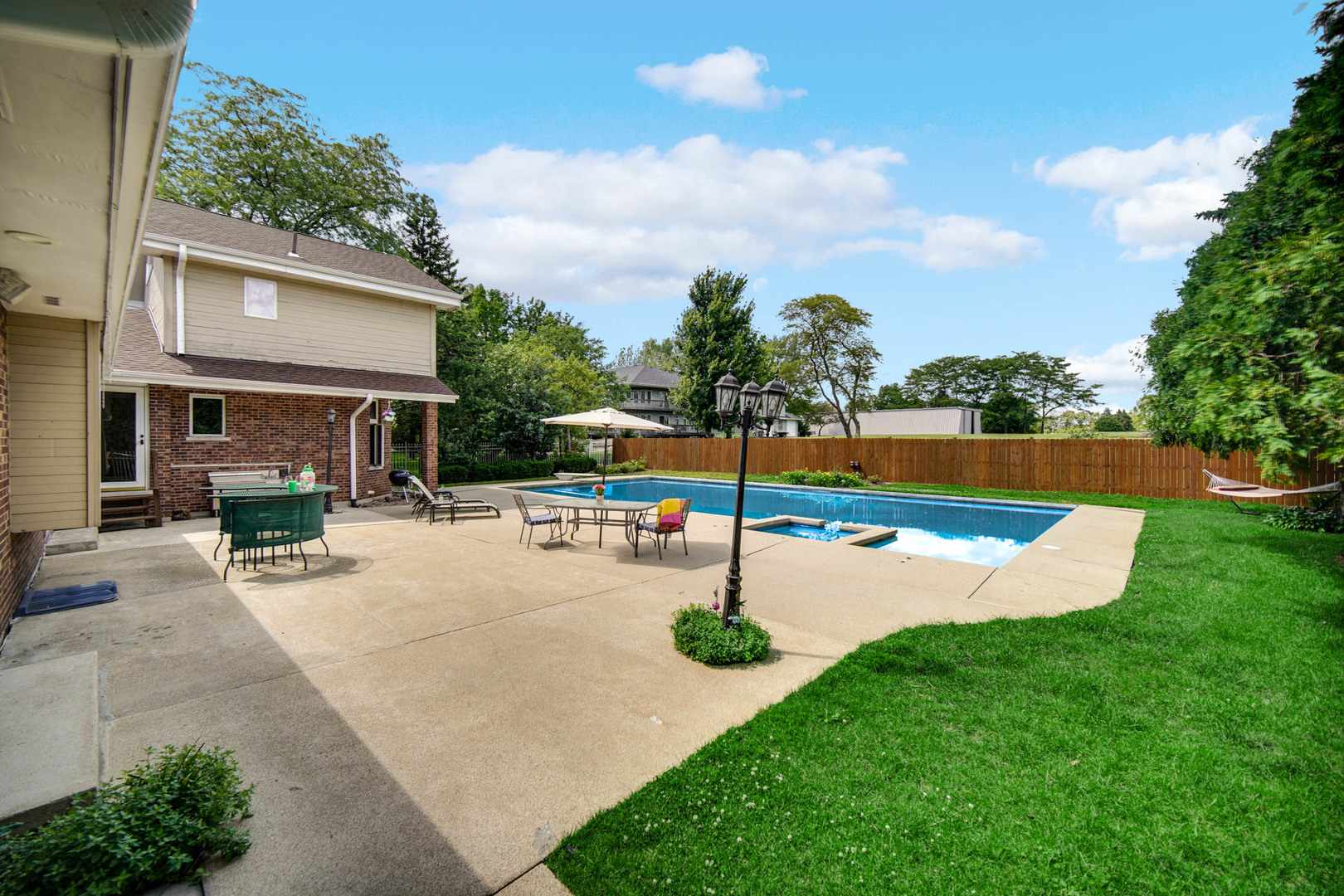 7140 W Pauling Road