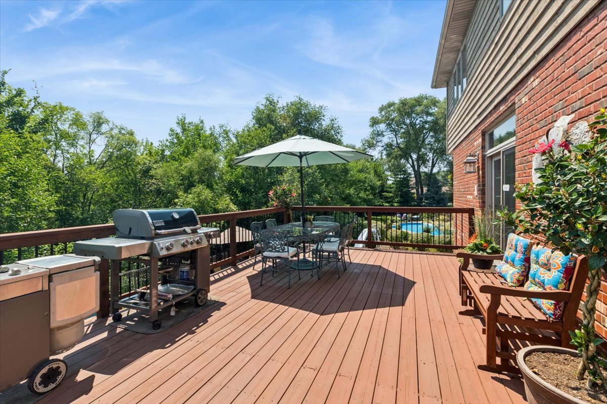 10949 Fawn Trail Drive