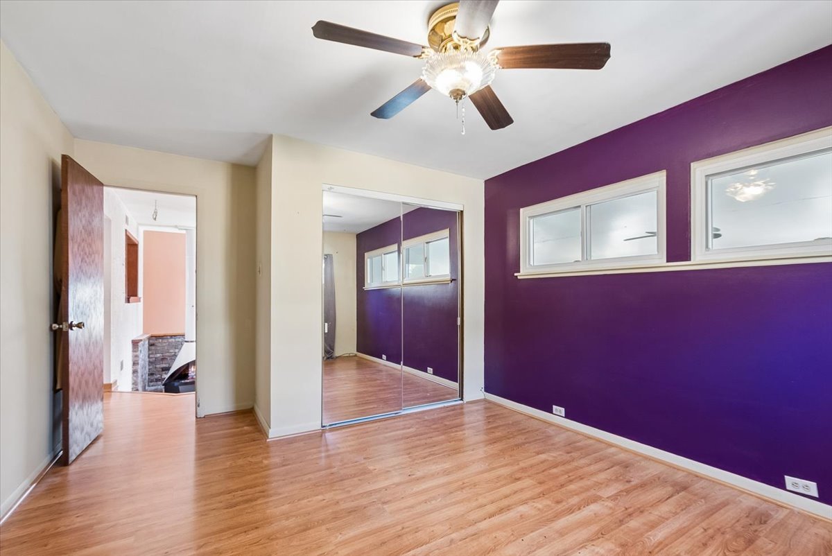 9342 S 81st Court