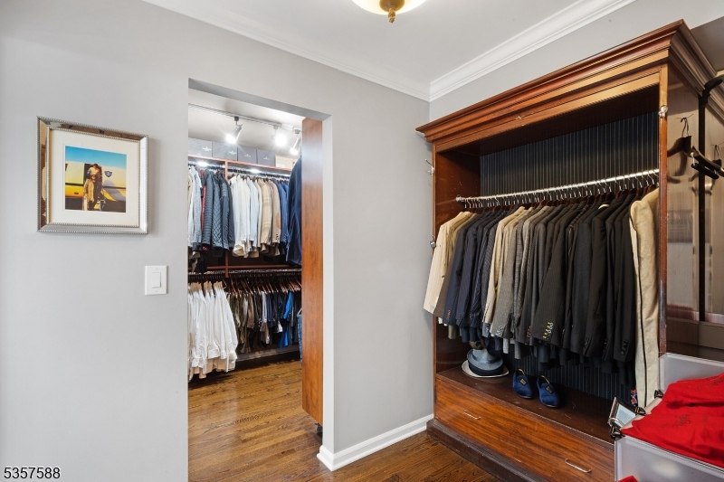 209 Lake Rd