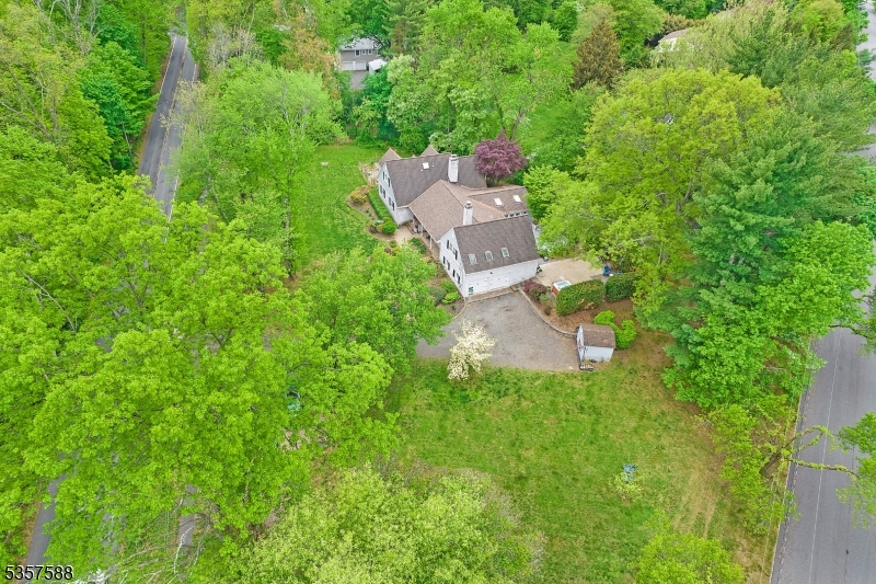 209 Lake Rd