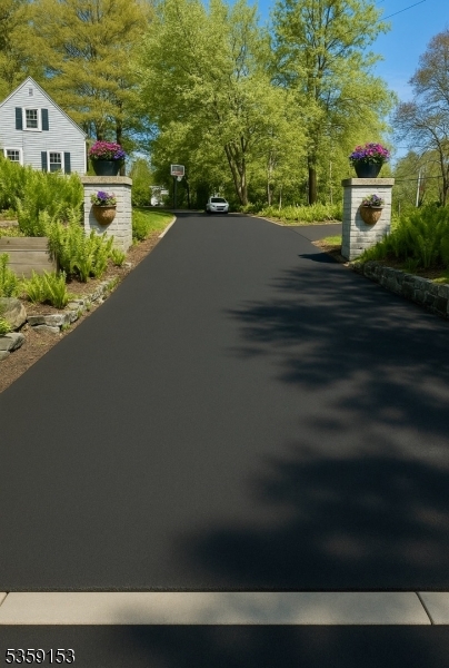209 Lake Rd
