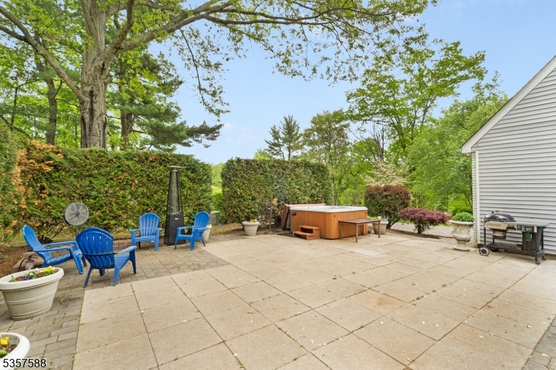 209 Lake Rd