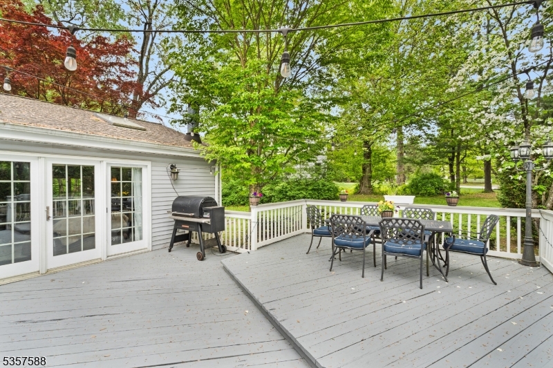 209 Lake Rd