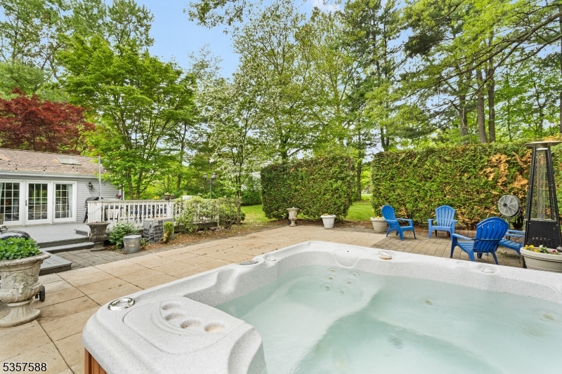 209 Lake Rd