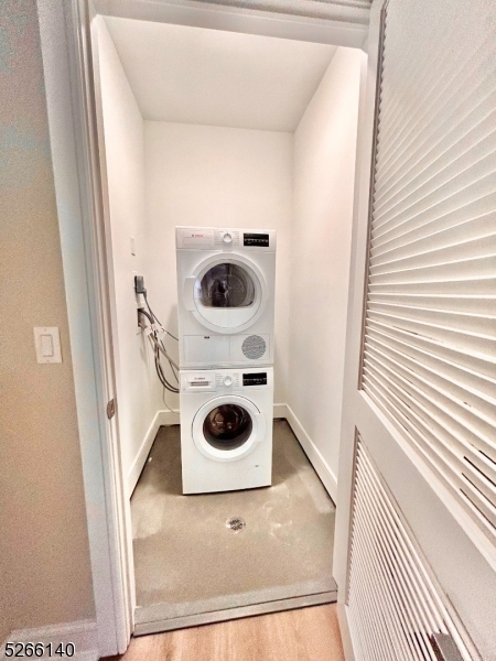 42 Spring St 106