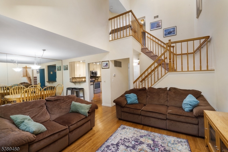 19 Inverrary Pl