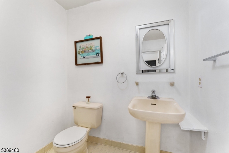 19 Inverrary Pl