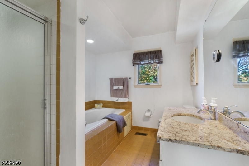 19 Inverrary Pl