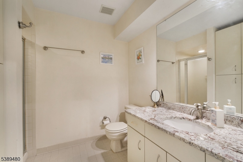 19 Inverrary Pl