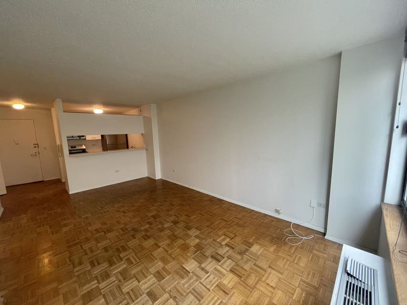 1 S END Avenue 4M