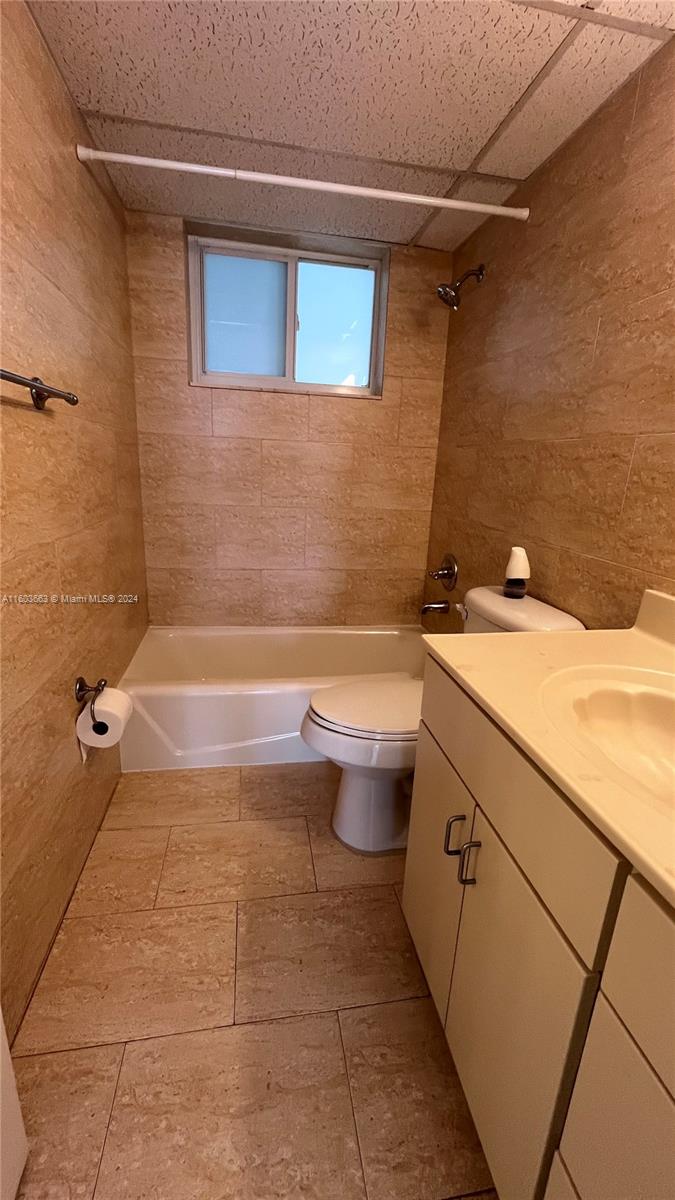 240 Galen Dr # 202