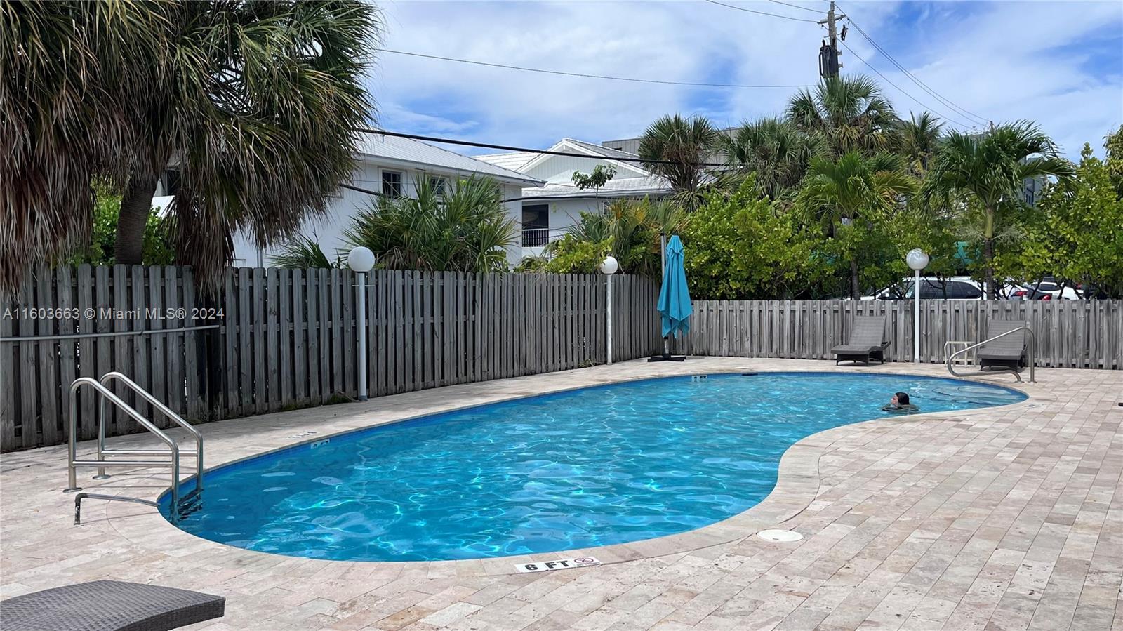 240 Galen Dr # 202