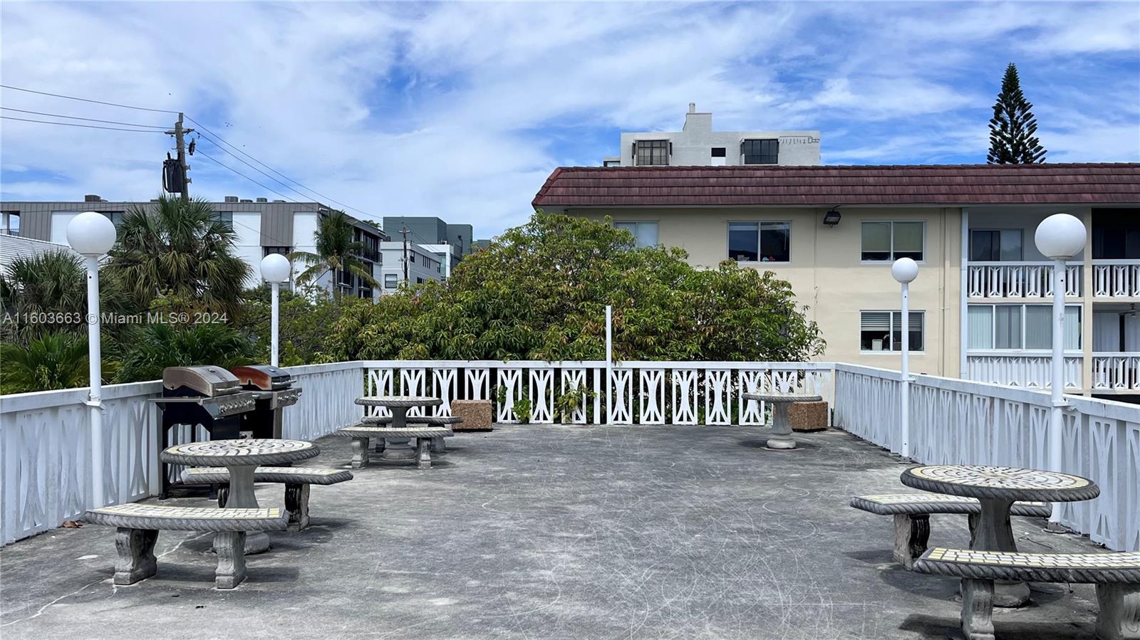 240 Galen Dr # 202