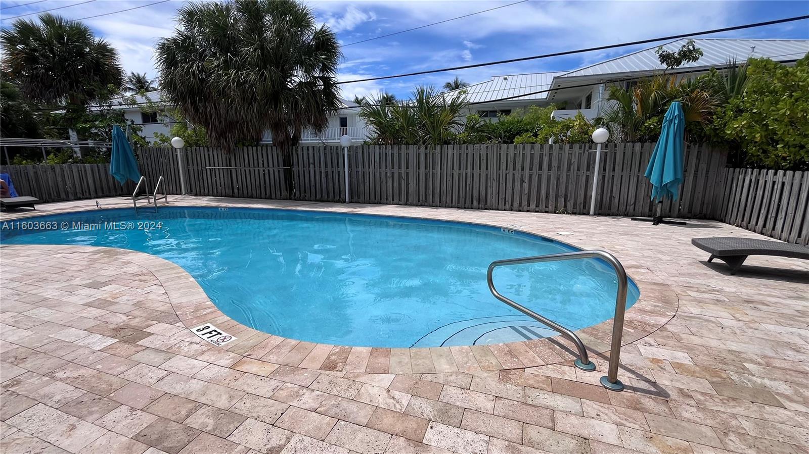 240 Galen Dr # 202