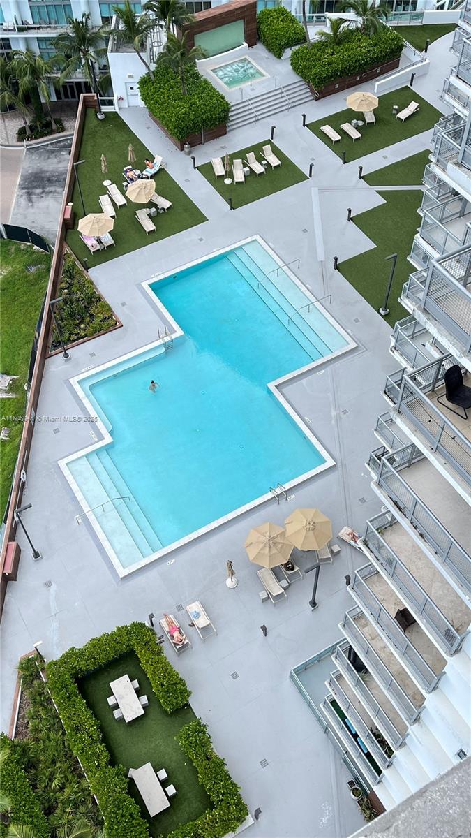350 S Miami Ave Unit: 2302