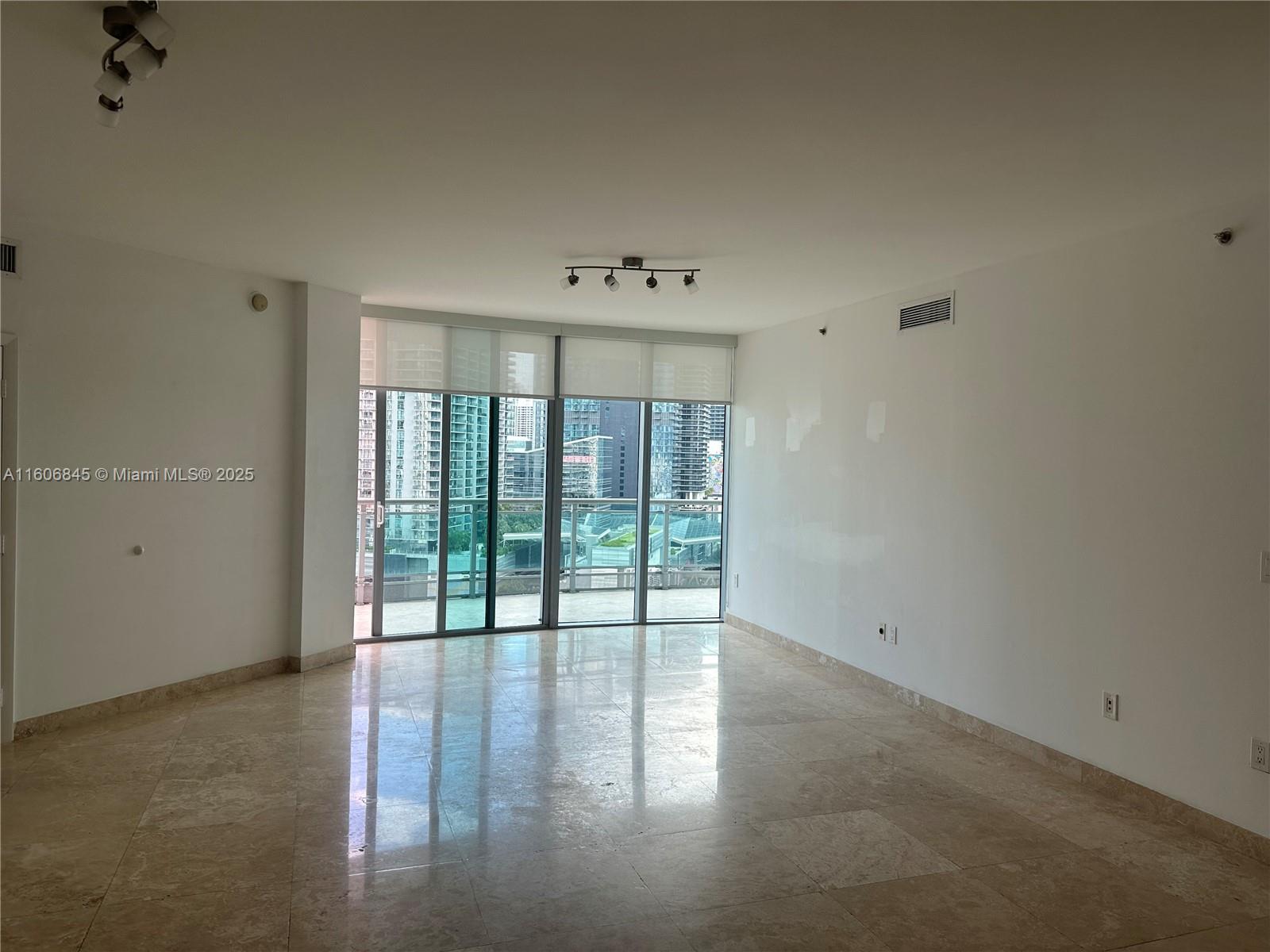 350 S Miami Ave Unit: 2302
