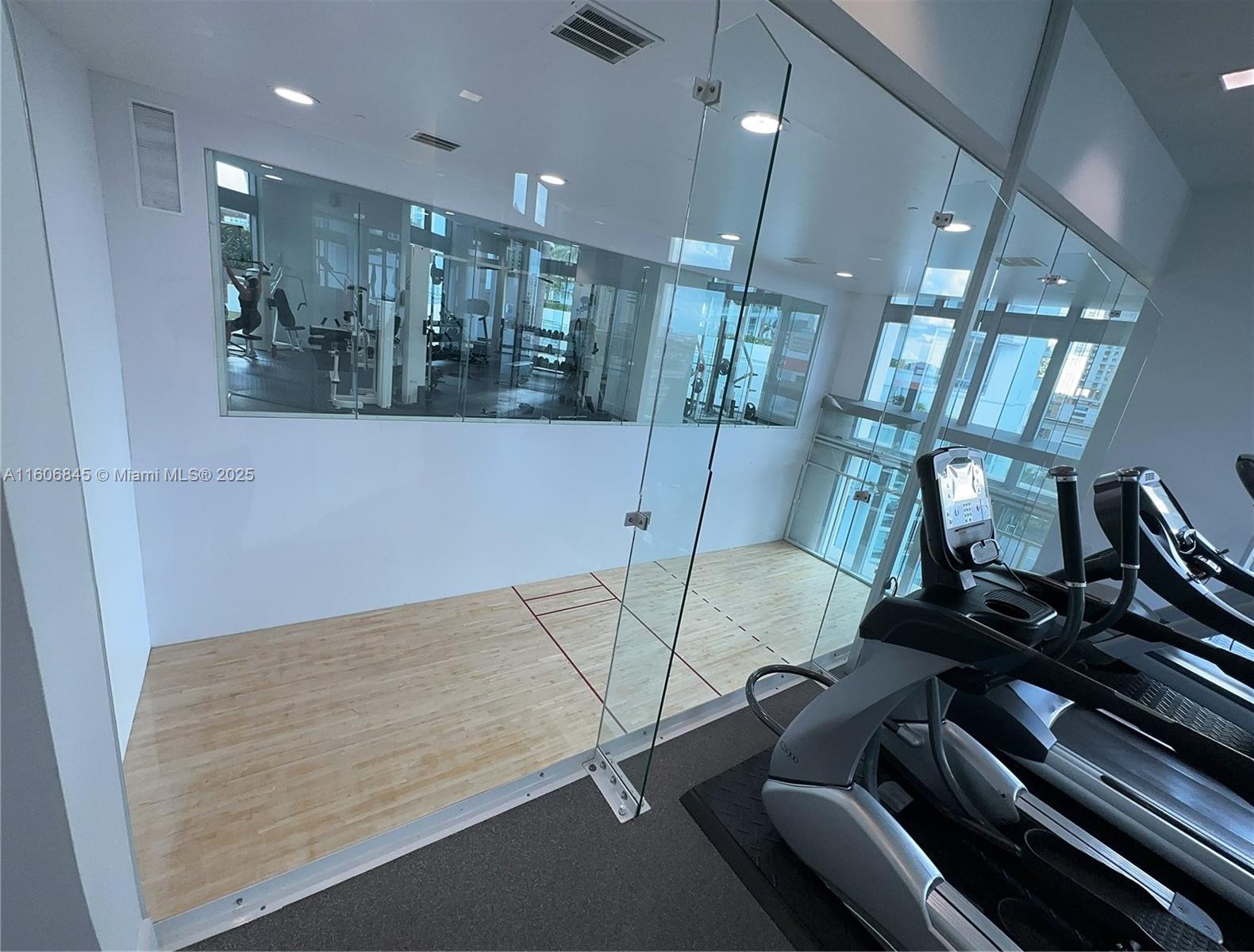 350 S Miami Ave Unit: 2302