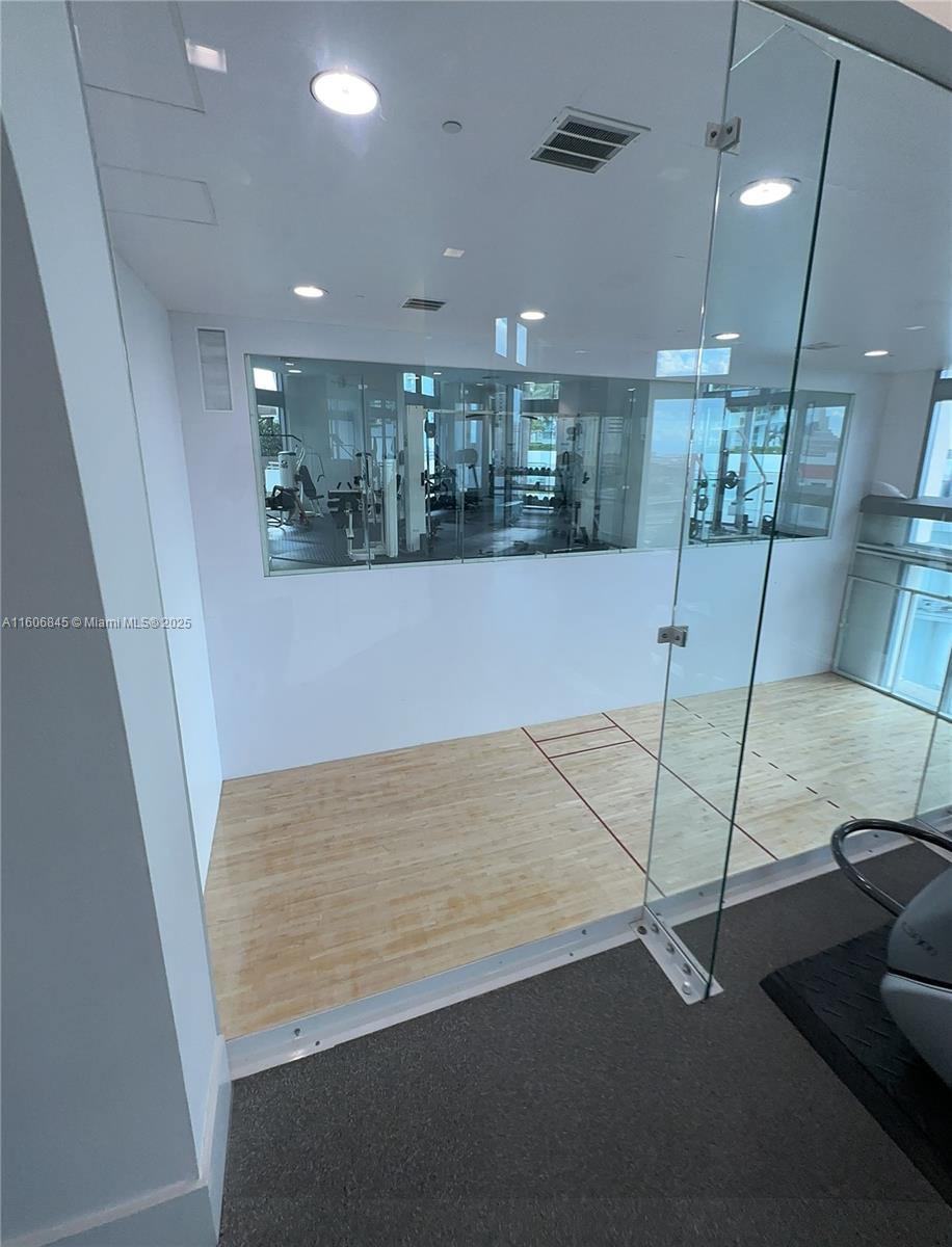 350 S Miami Ave Unit: 2302