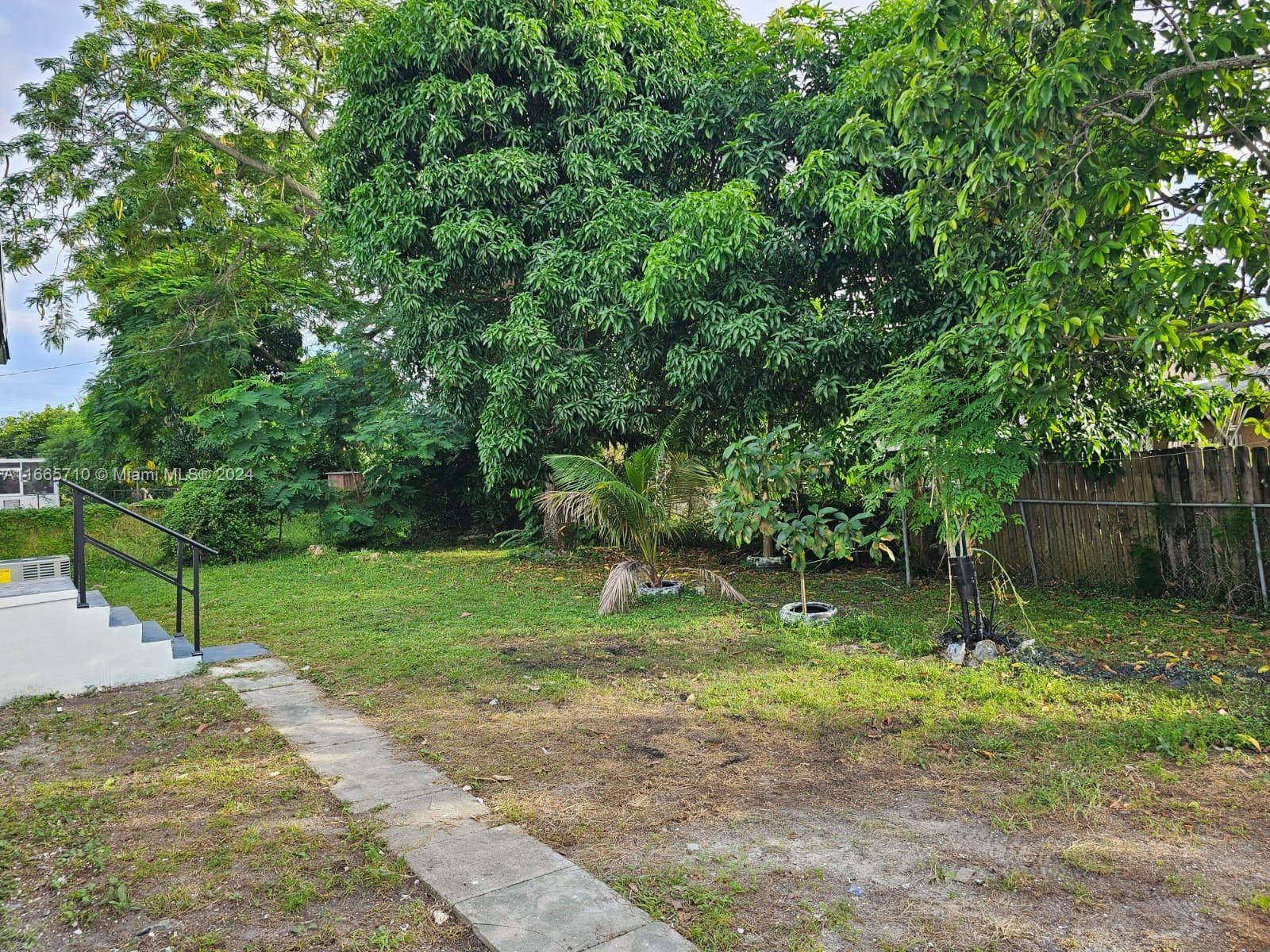 762 NW 188th Dr