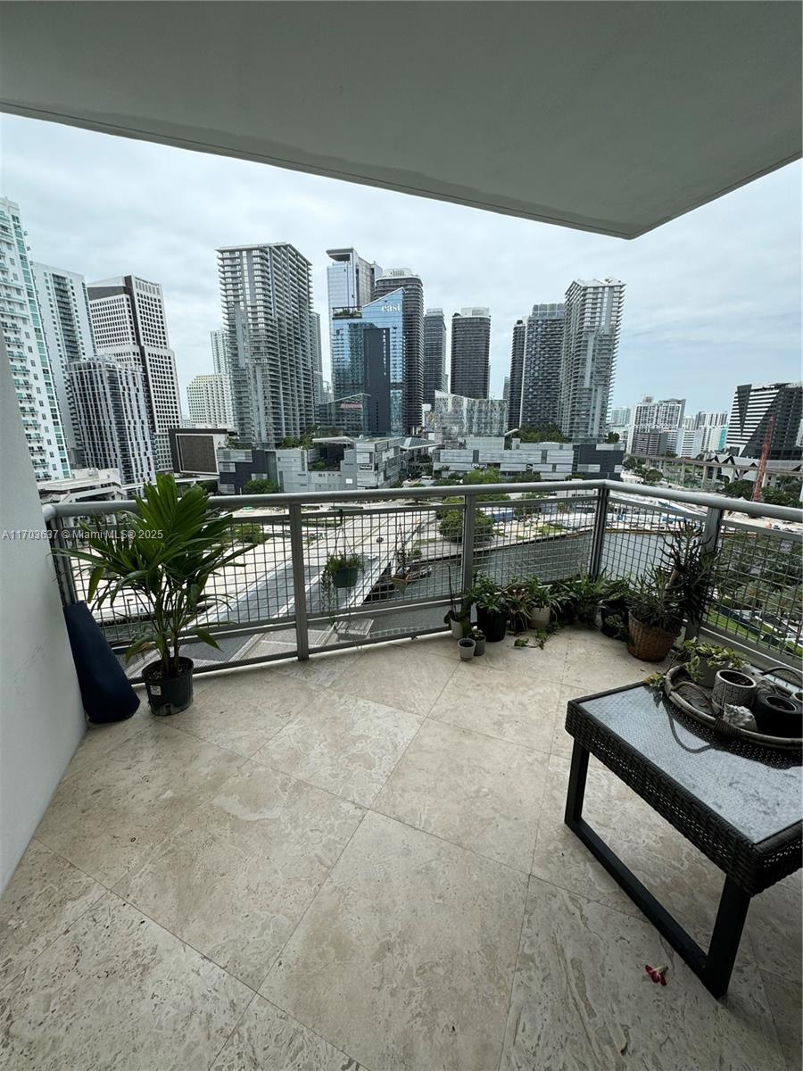 350 S Miami Ave Unit: 1704