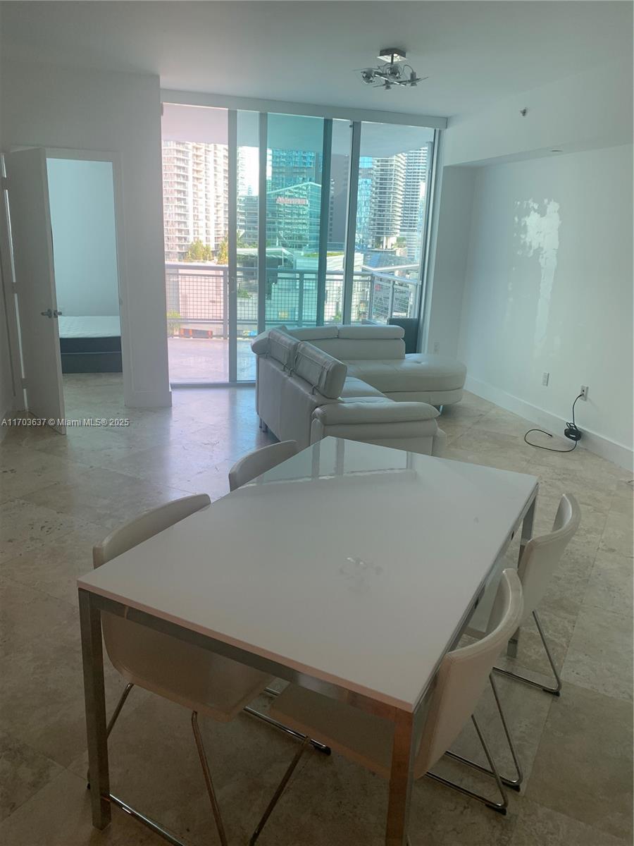350 S Miami Ave Unit: 1704