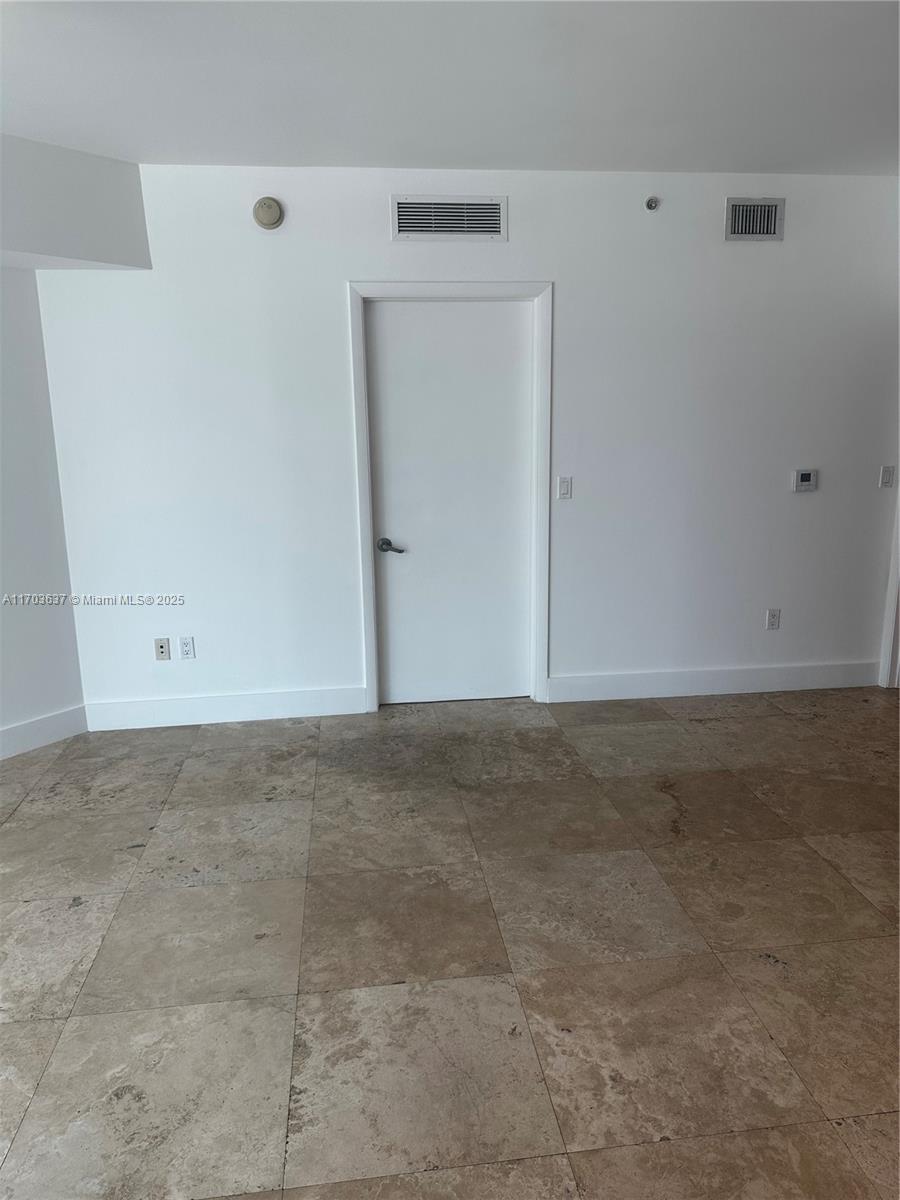 350 S Miami Ave Unit: 1704