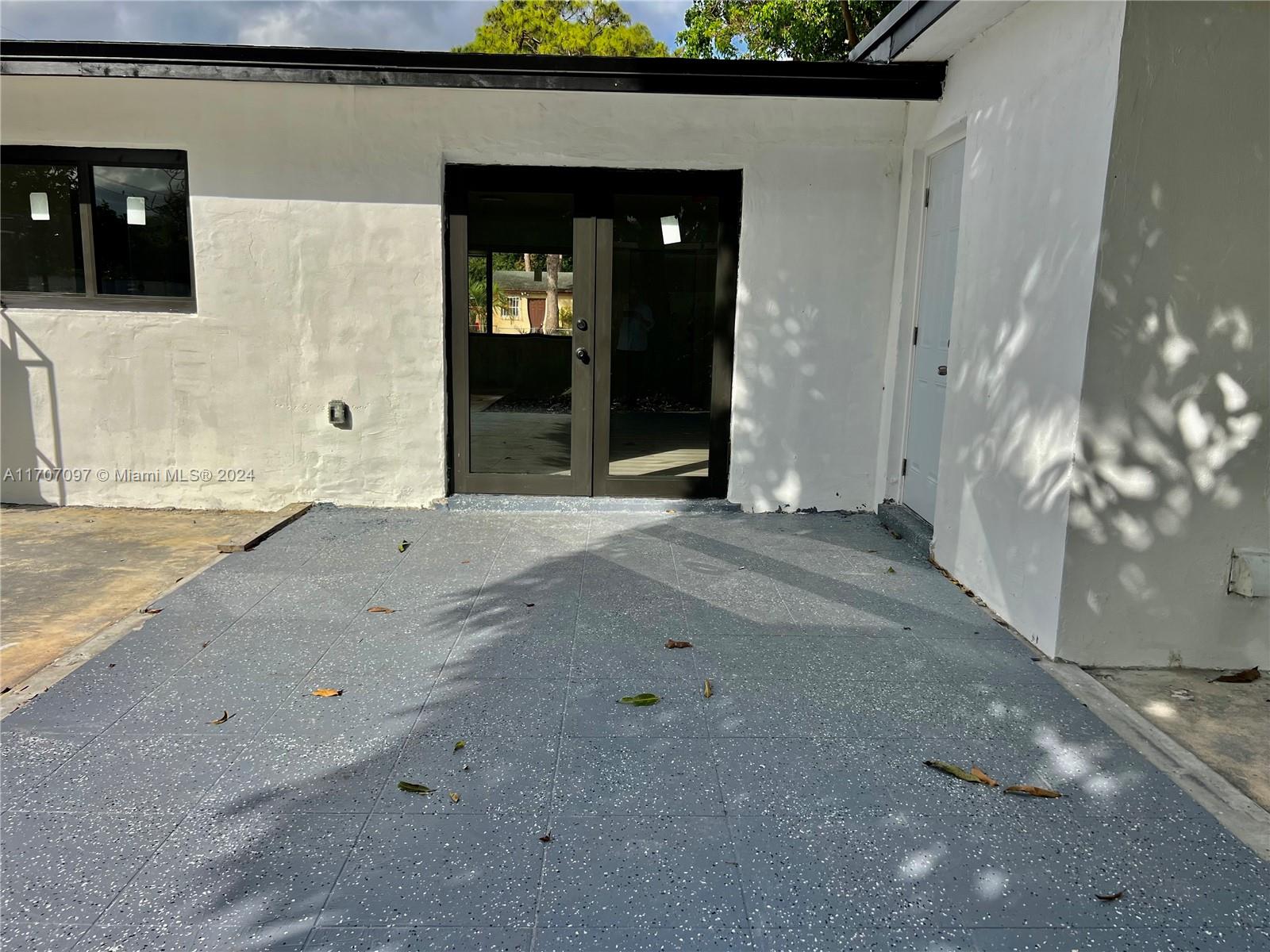 3864 NW 209th St