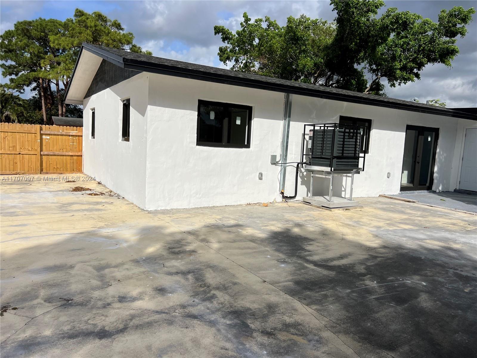 3864 NW 209th St