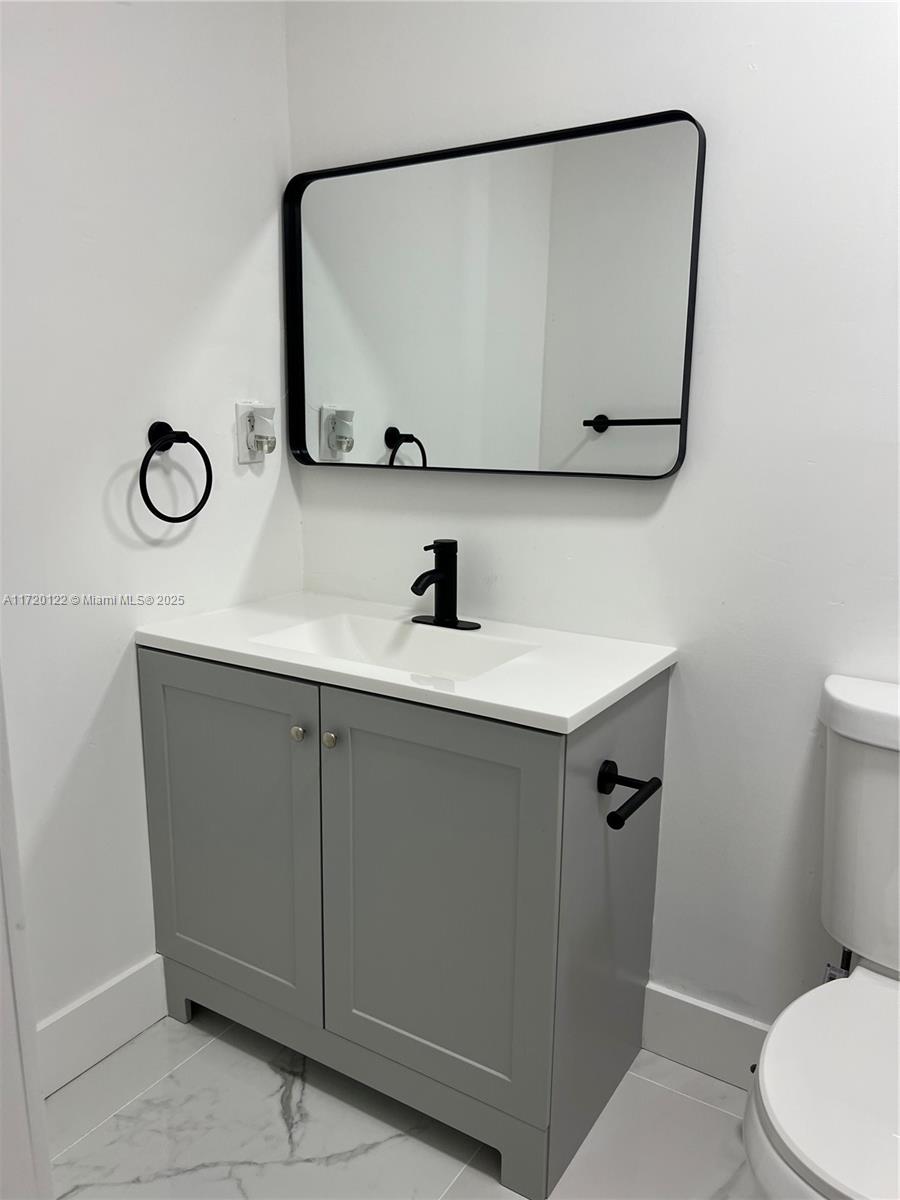 18811 NW 17th Ct