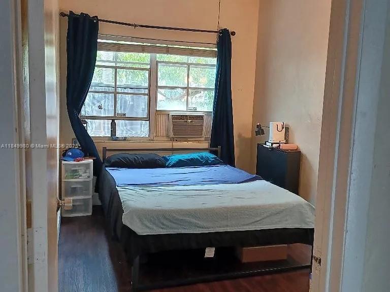 1455 Michigan Ave # 2