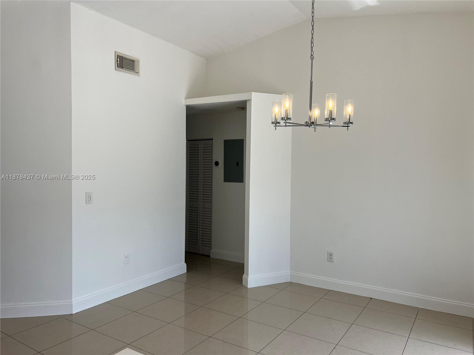 10424 SW 210th Ter