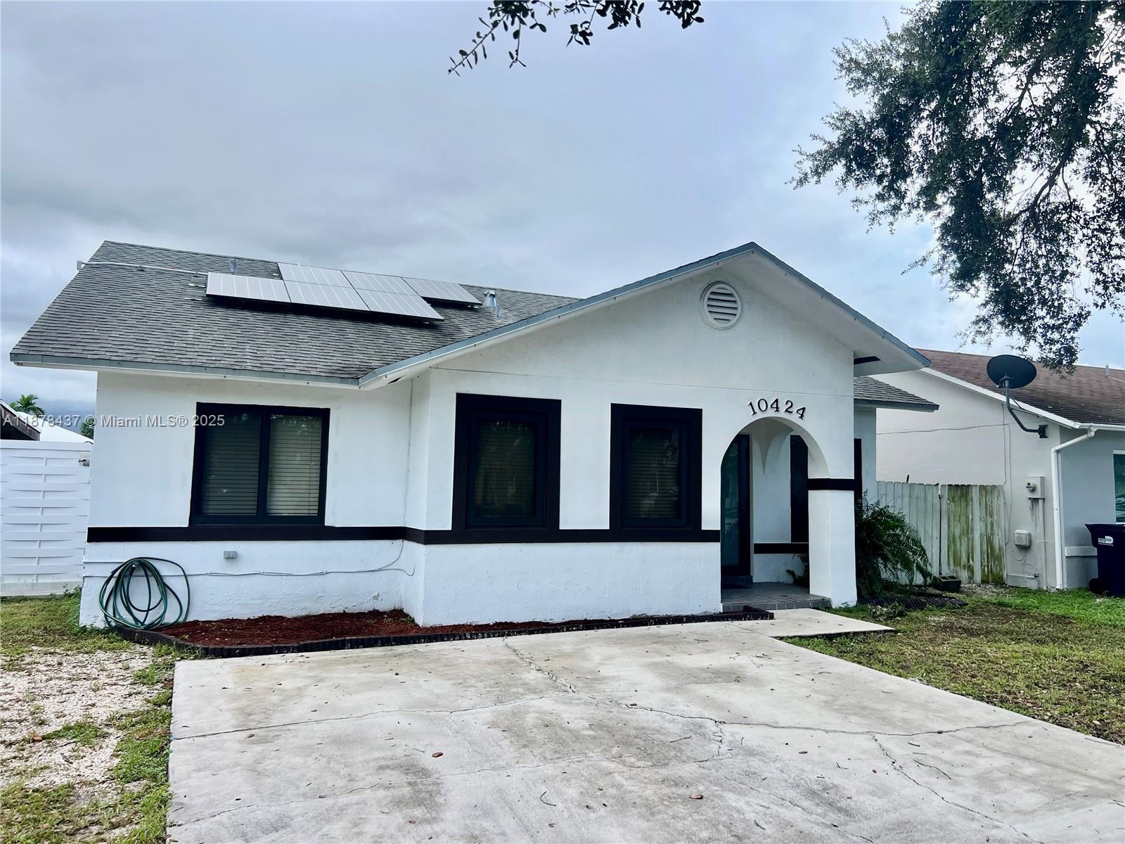 10424 SW 210th Ter