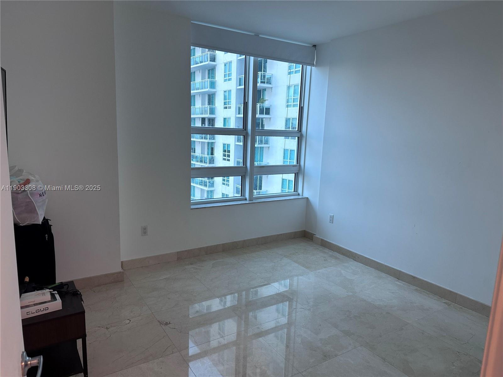 950 Brickell Bay Dr # 3505, Miami Unit: 3505