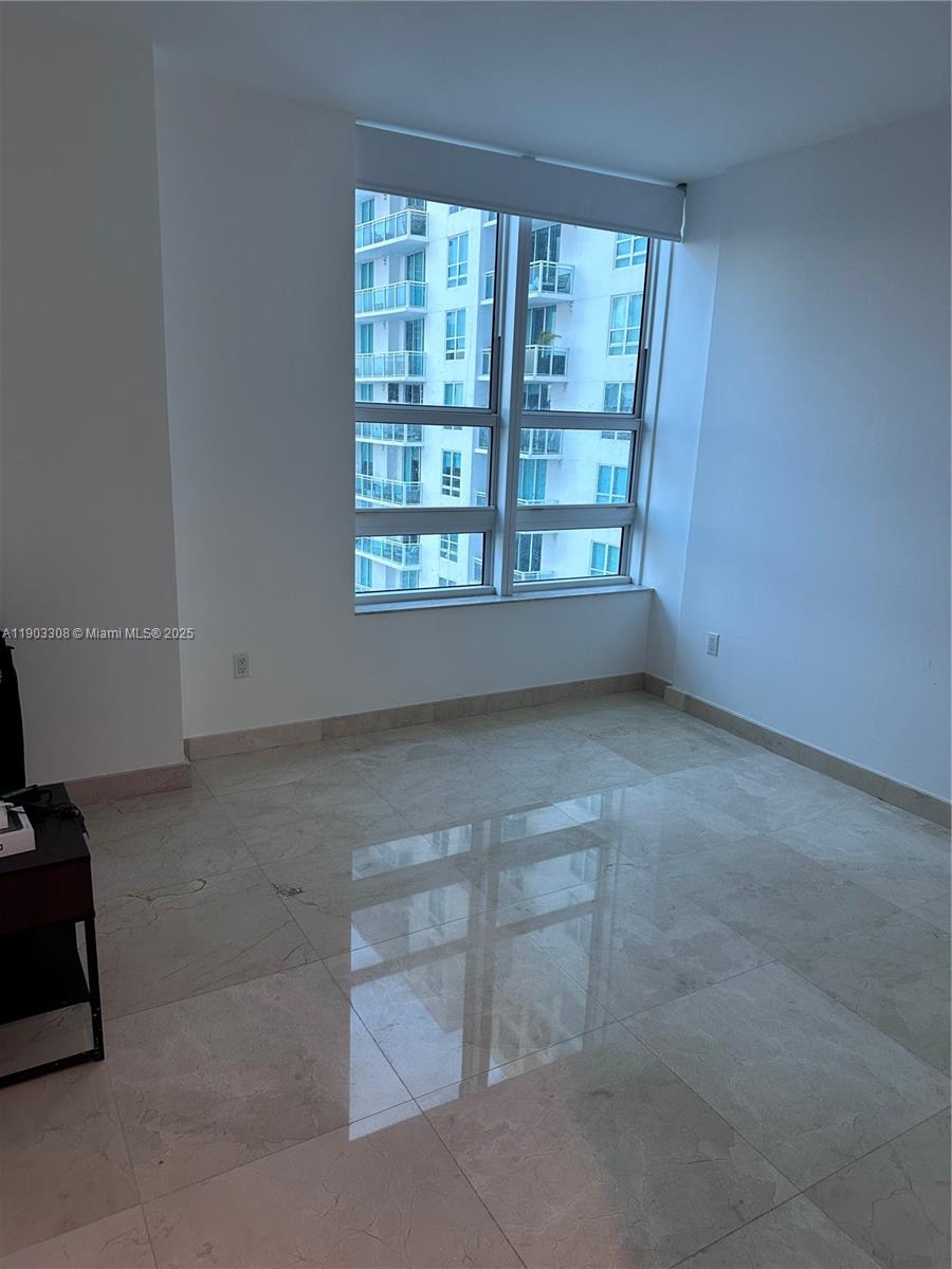 950 Brickell Bay Dr # 3505, Miami Unit: 3505