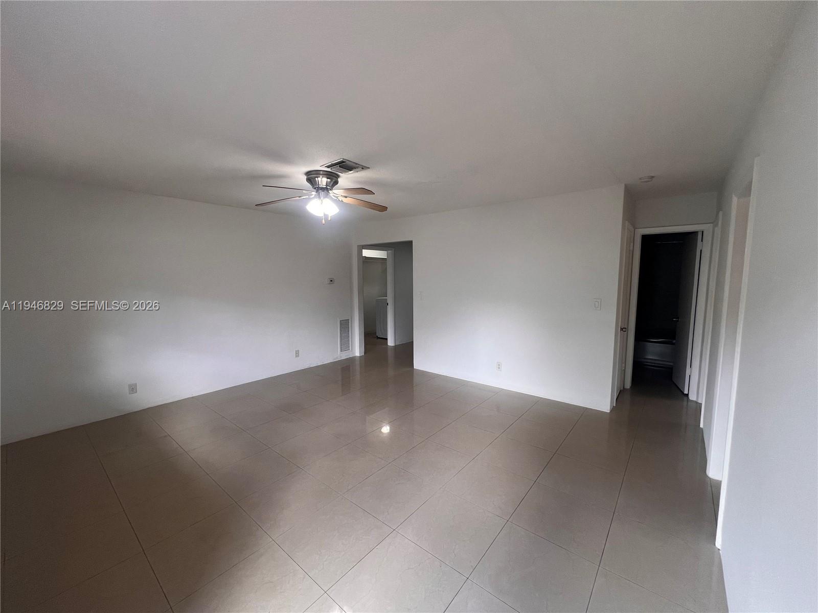 5010 SW 26th Ave # 3 Unit: 1-3