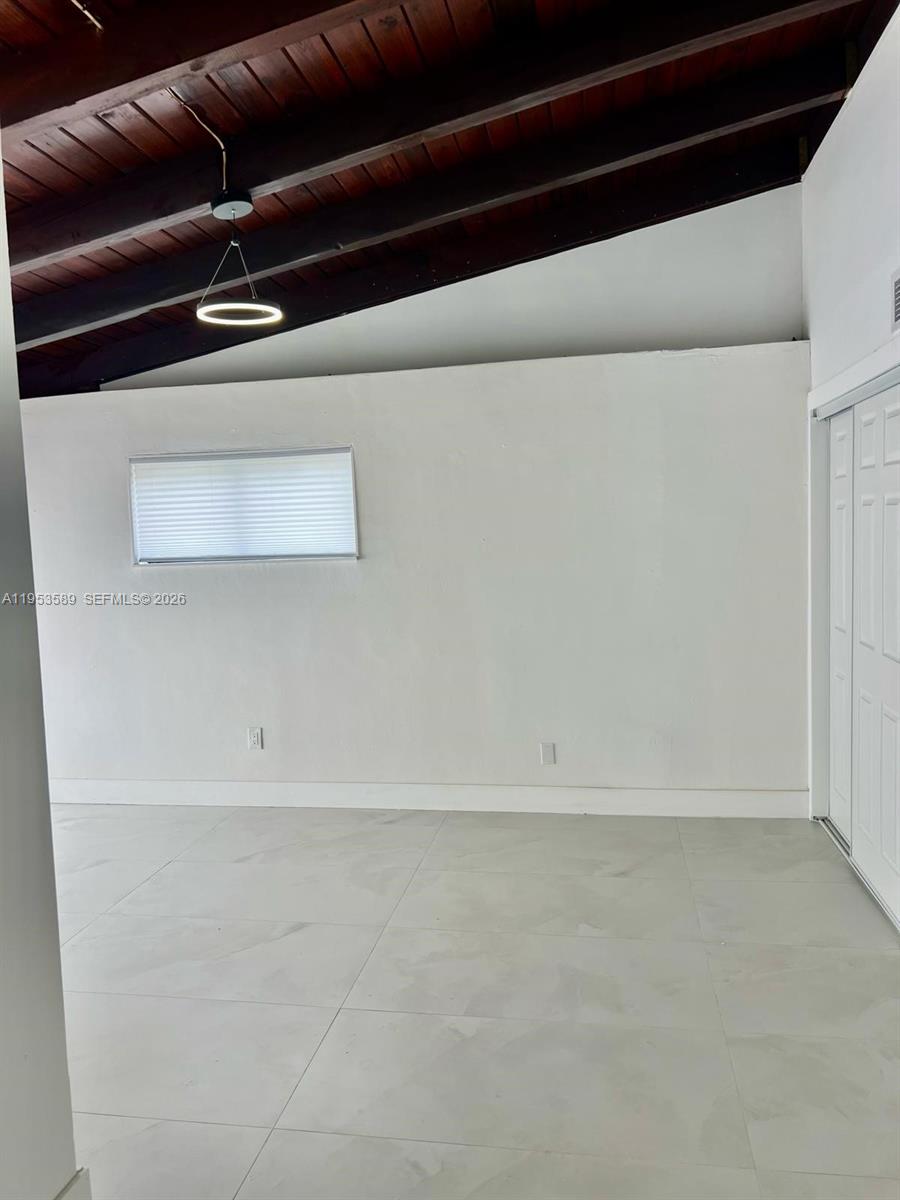 601 NW 198th St