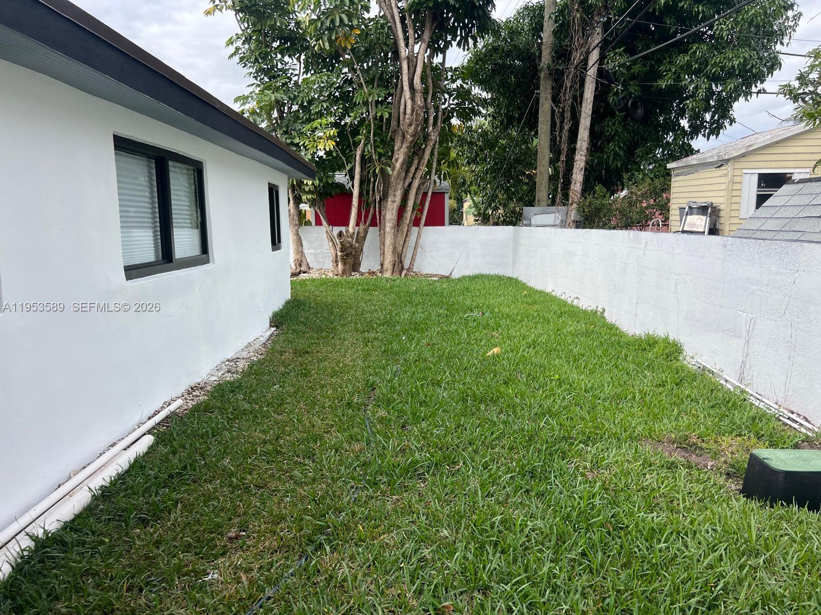 601 NW 198th St
