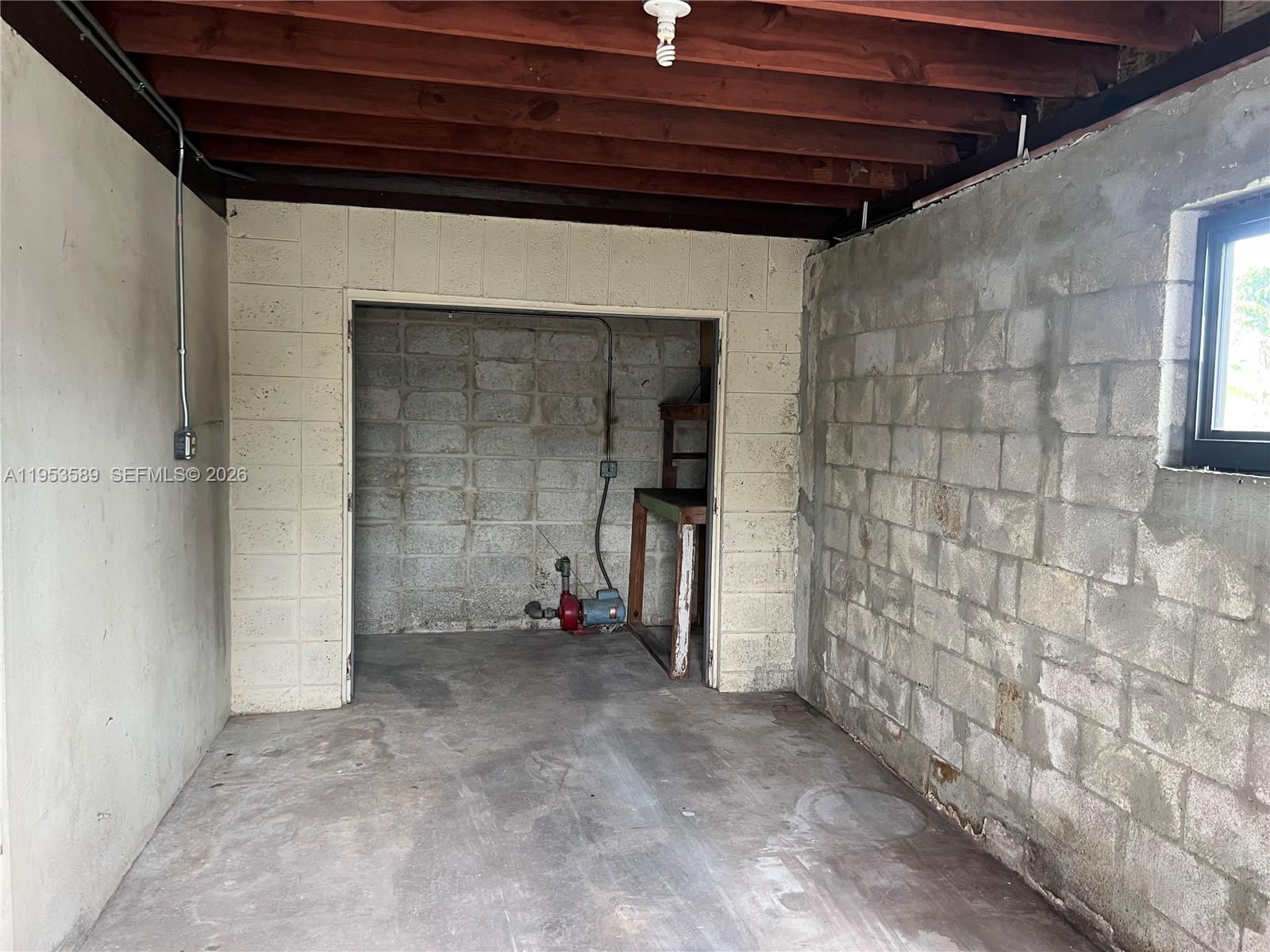 601 NW 198th St