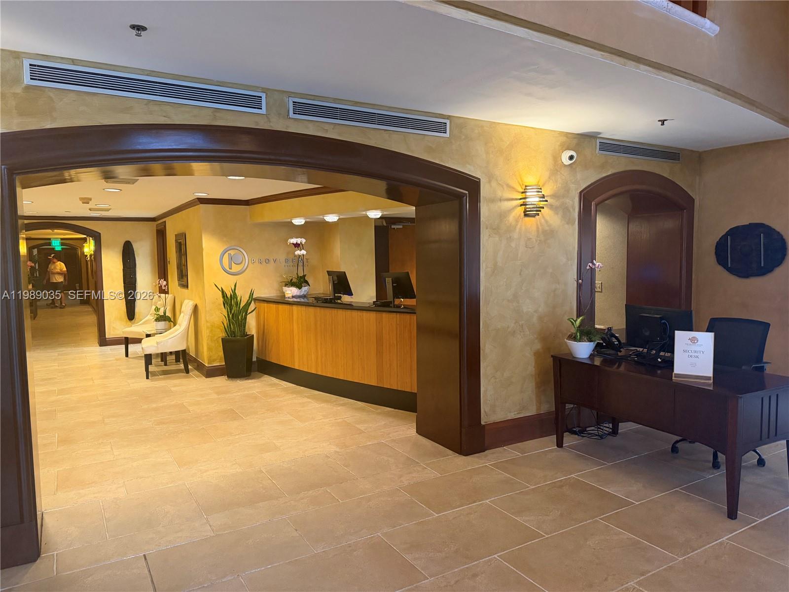 2951 S Bayshore Dr # 417