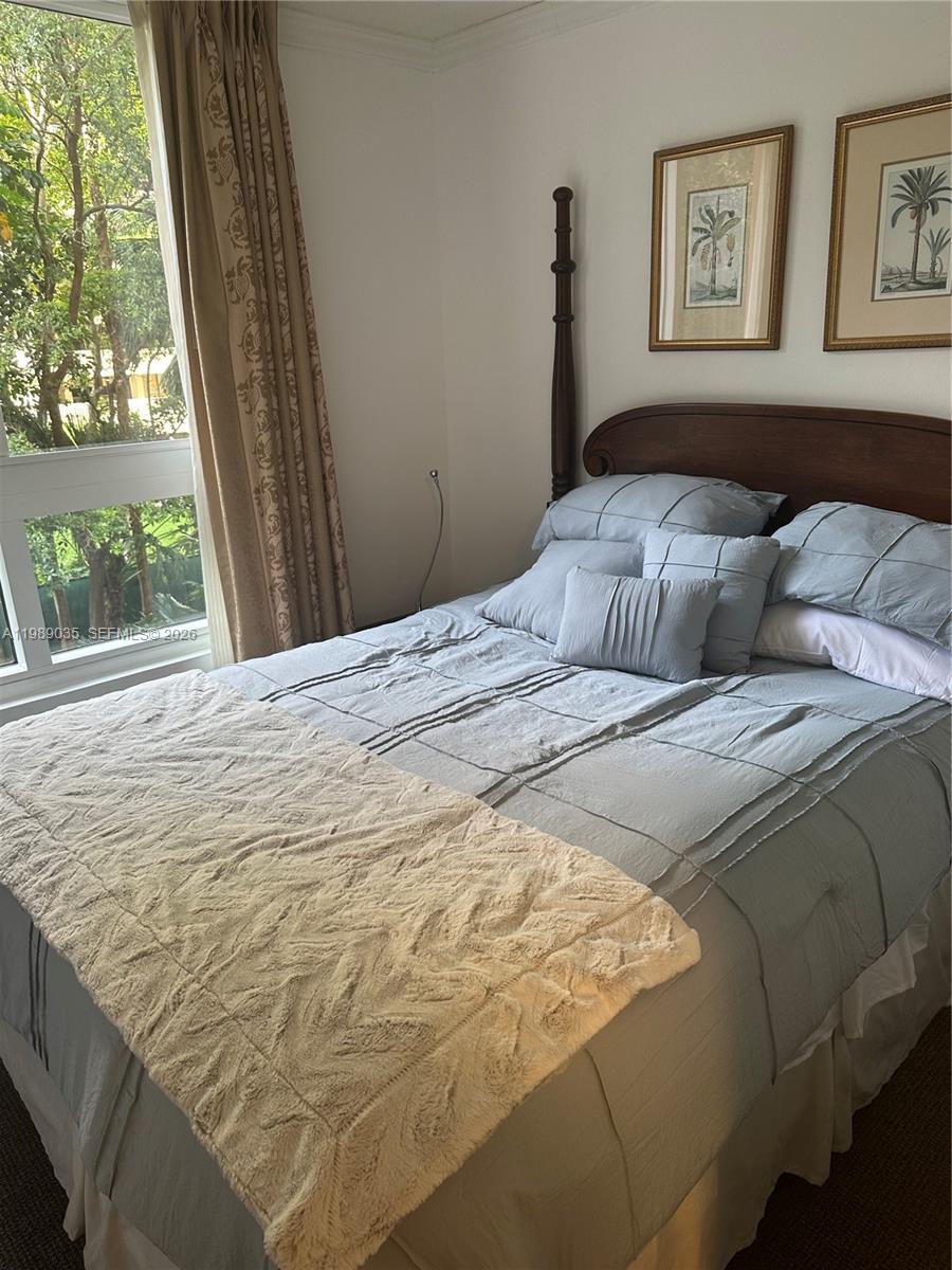 2951 S Bayshore Dr # 417