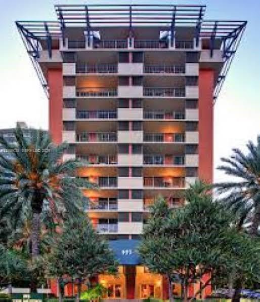 2951 S Bayshore Dr # 417