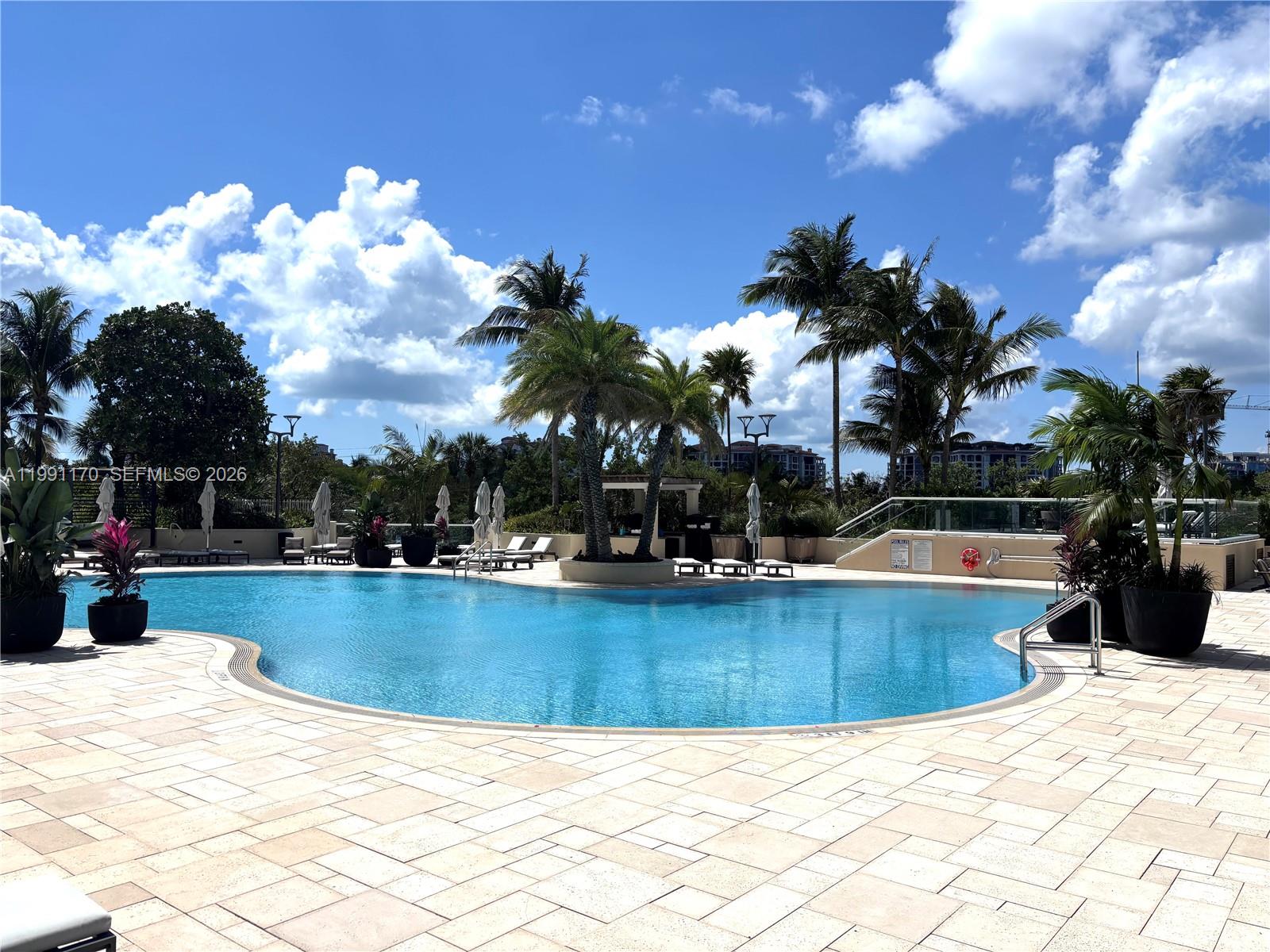 400 S Pointe Dr # 408